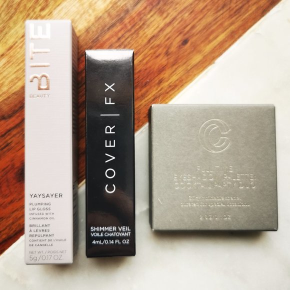 Makeup Bundle - Picture 1 of 11